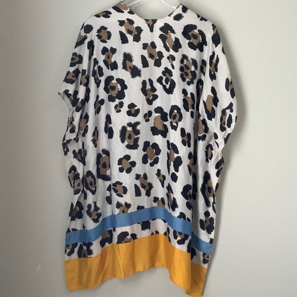 Leopard Pancho - Picture 4 of 5